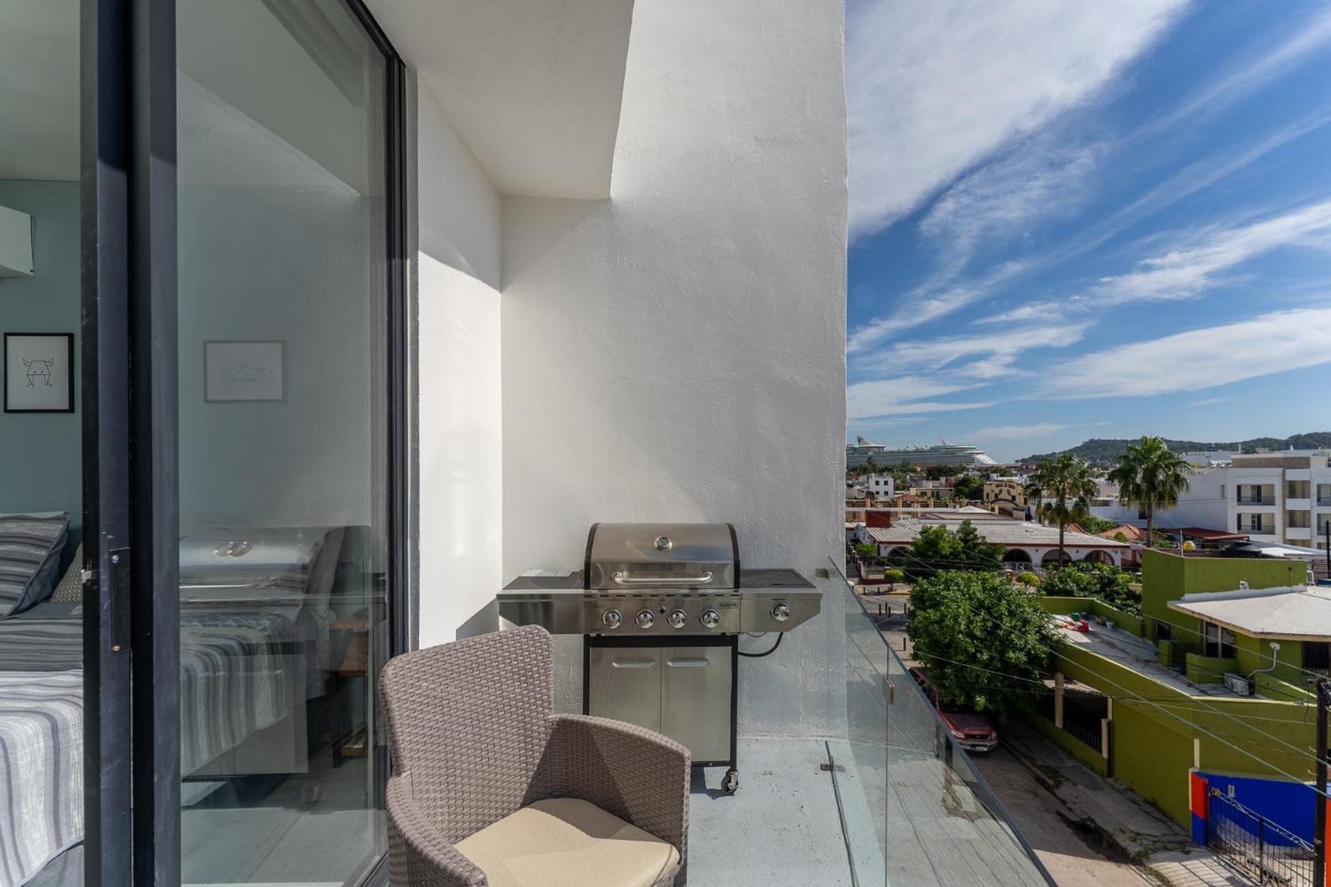 New & Modern, 5 Star Area, Walk 2 Beach, Pool, Views, King Bed มาซาตลัน ภายนอก รูปภาพ